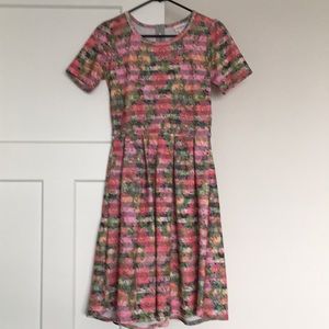 Lularoe amelia NWOT size small